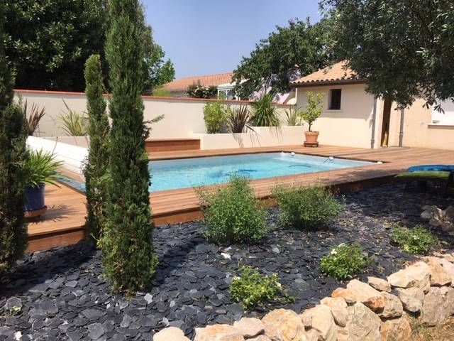 Piscines en Béton armé réalisées par Piscine Passion autour de Plaisance du Touch