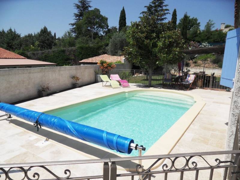 Piscine coque polyester à Fonsorbes